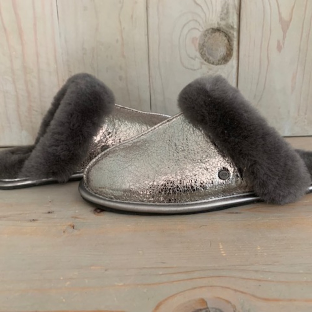 UGG SCUFFETTE 2 METALLIC SPARKLE GUNMETAL SILVER NEW SLIPPERS - Picture 8 of 8